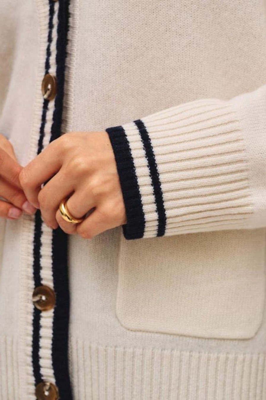 Sweaters WHITE & WARREN | White & Warren Cashmere Varsity Cardigan In Soft White-Navy