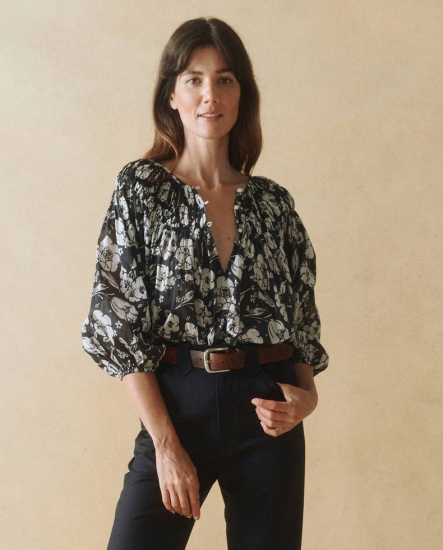 Tops The Great | The Great Swift Top In Navy Whisper Floral