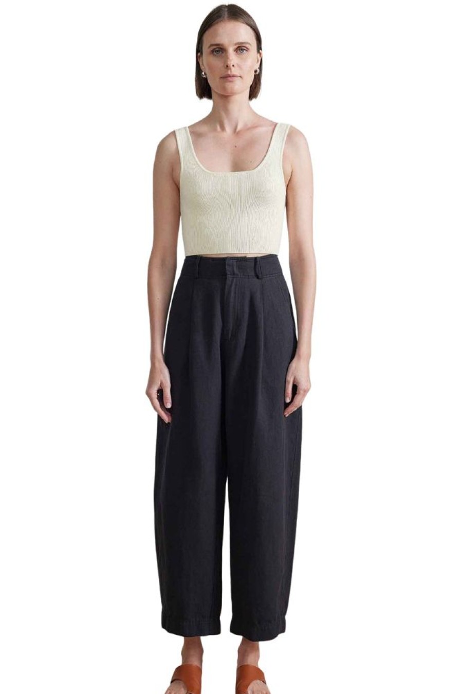 Pants, Shorts, & Skirts Apiece Apart | Apiece Apart Bari Crop Trousers In Black