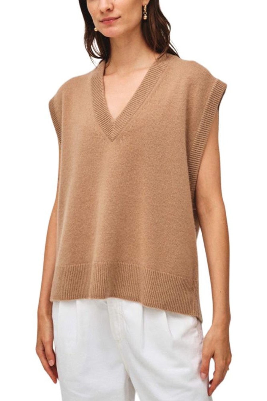 Sweaters WHITE & WARREN | White & Warren Camel Rib Trim Vest In True Camel